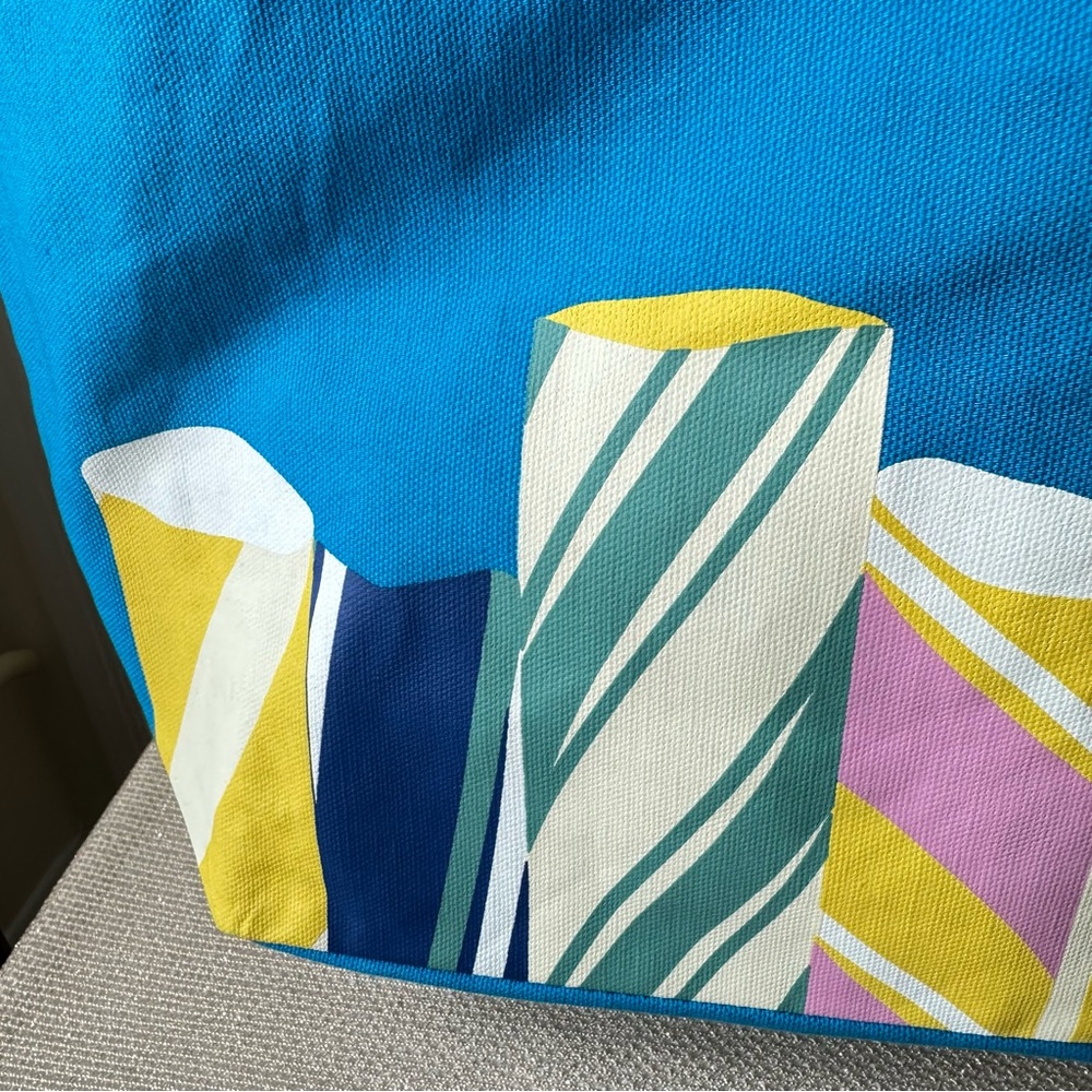 Radley London Large Zip Top Blue Tote Bag in Vibrant Azure Climbing Rocks - Picture 15 of 15